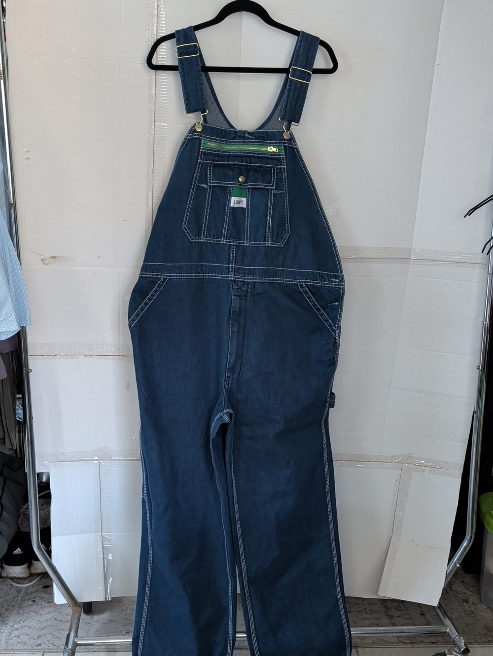 Liberty Men's Dark Blue Denim Overalls Bib Carpenter Classic Workwear SZ 42x 30